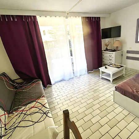 Appartement Alcove Rez De Jardin Proche Aqualand Pour 5 Pers - Fr-1-607-34